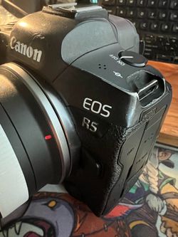 Work horse Canon mirrorless camera EOS R5 w/ mint Canon RF 50/1.8 STM lens