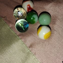 Six Marbles 