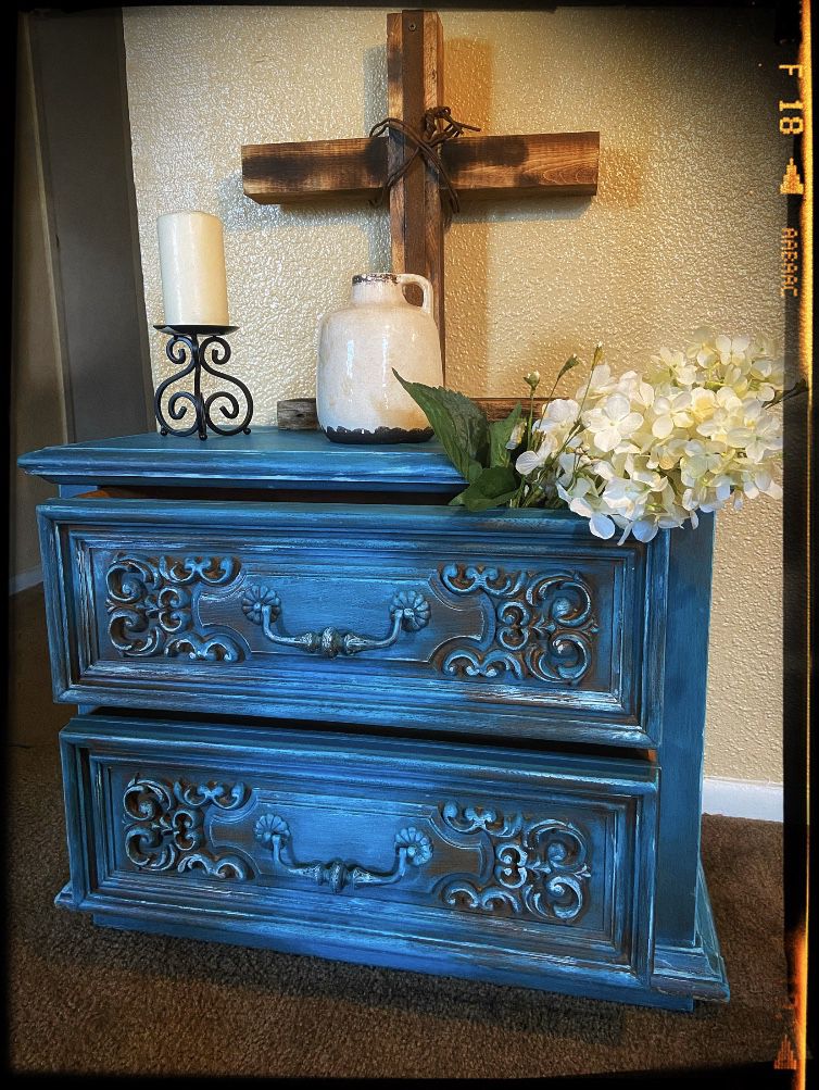 Gorgeous Teal End table