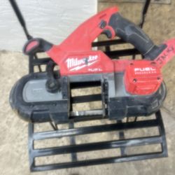 Milwaukee M18 Bandsaw 3 1/4
