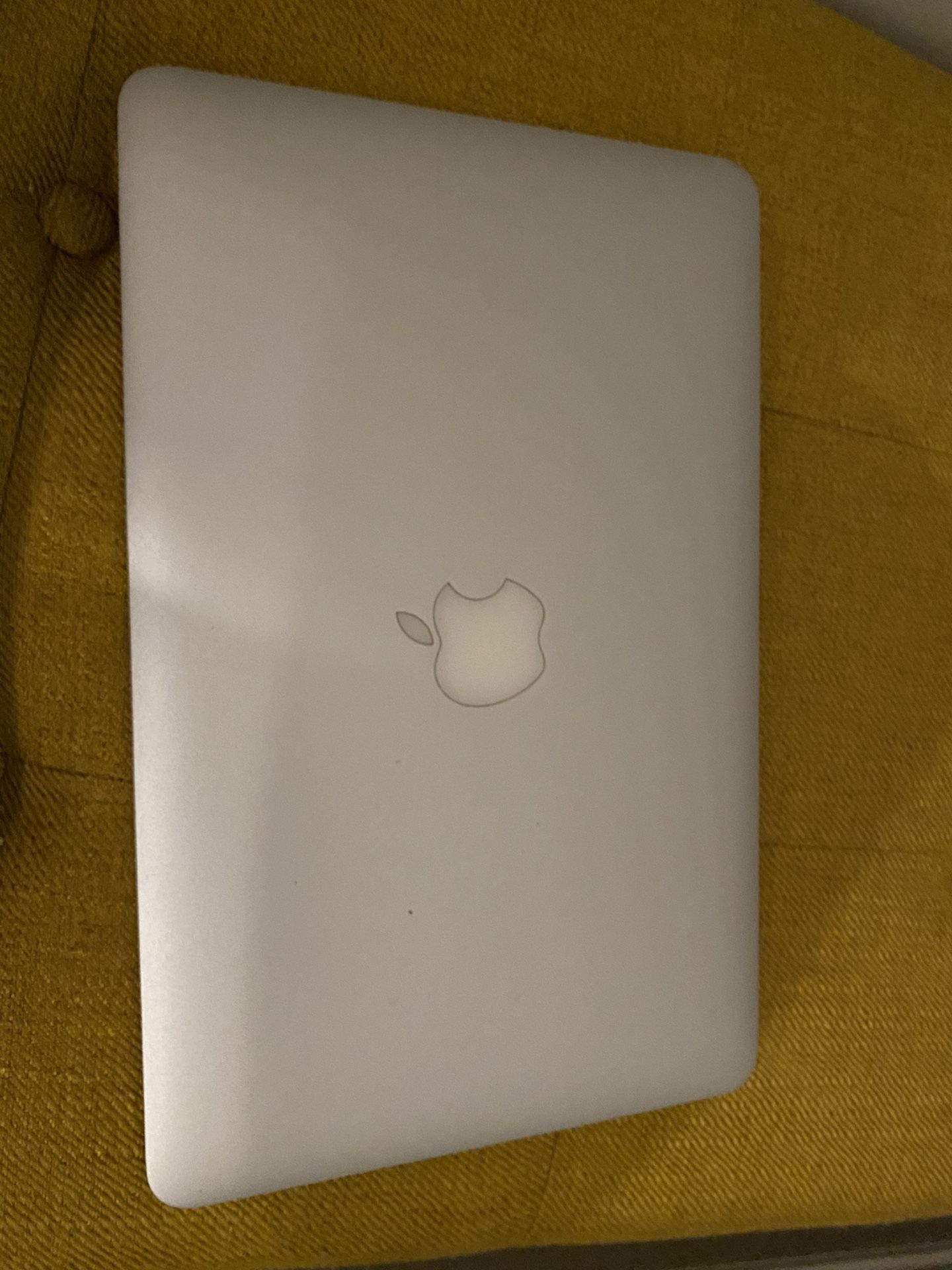 MacBook Air 11 Inch