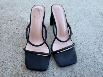 Women’s Strap Heels