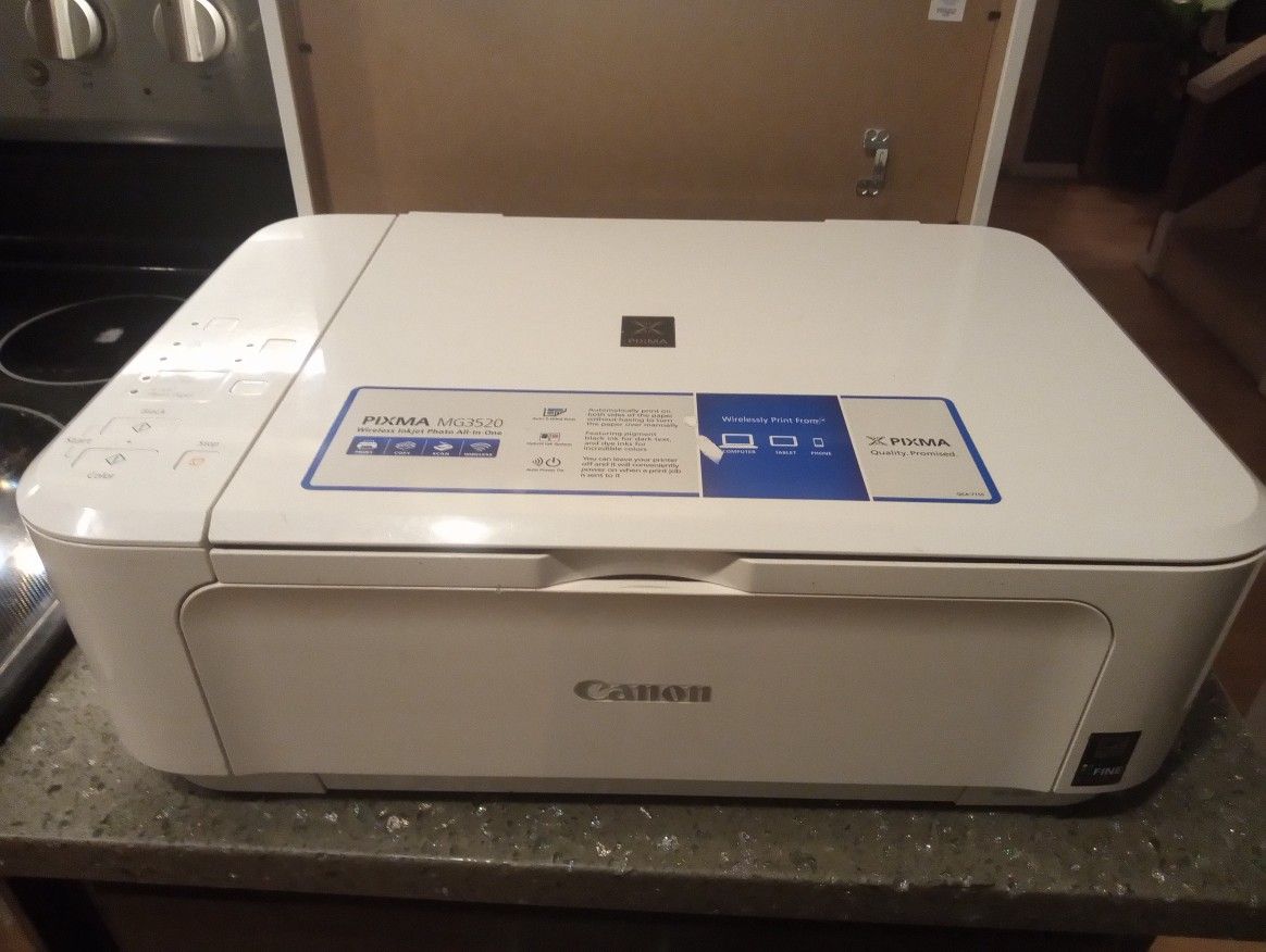 Canon PIXMA MG3520 Wireless Color Printer w/ Scanner and Copier