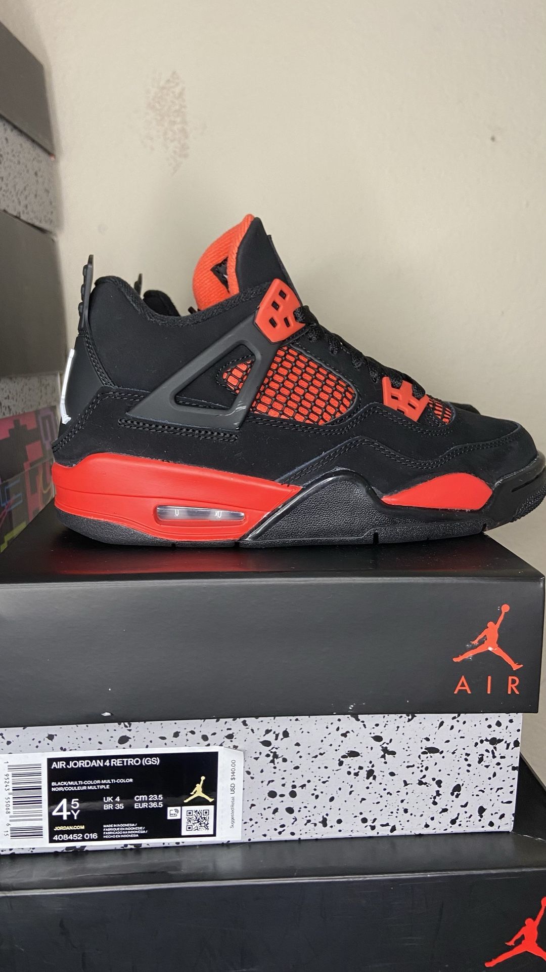 Air Jordan 4 Red Thunder Gs Size 4.5 Y/ 6W