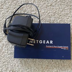 Netgear 8 Port Gigabit Switch (make Offer And Pick Up)