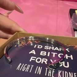 NEW BEST FRIEND BRACELET 