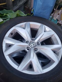 Volkswagen Atlas 2019 rims and tires
