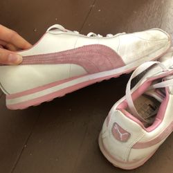 Womens’ Pink/White Puma Shoes