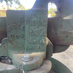 Bull Dog Press Vice