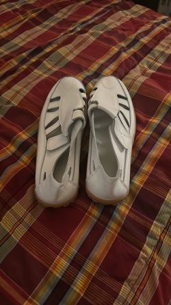 New White Shoes Women Size 9 To 9.5