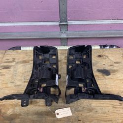 2019-2023 BMW X5 Rear left and right side bumper brackets OEM