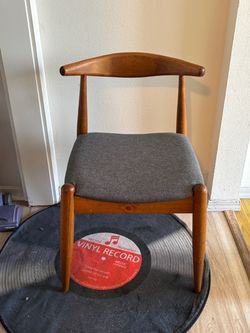 Mid-Century Modern Wood Chairs with Upholstered Seat (set of 2)