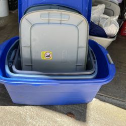 Sturdy Tubs. Total Qty 4