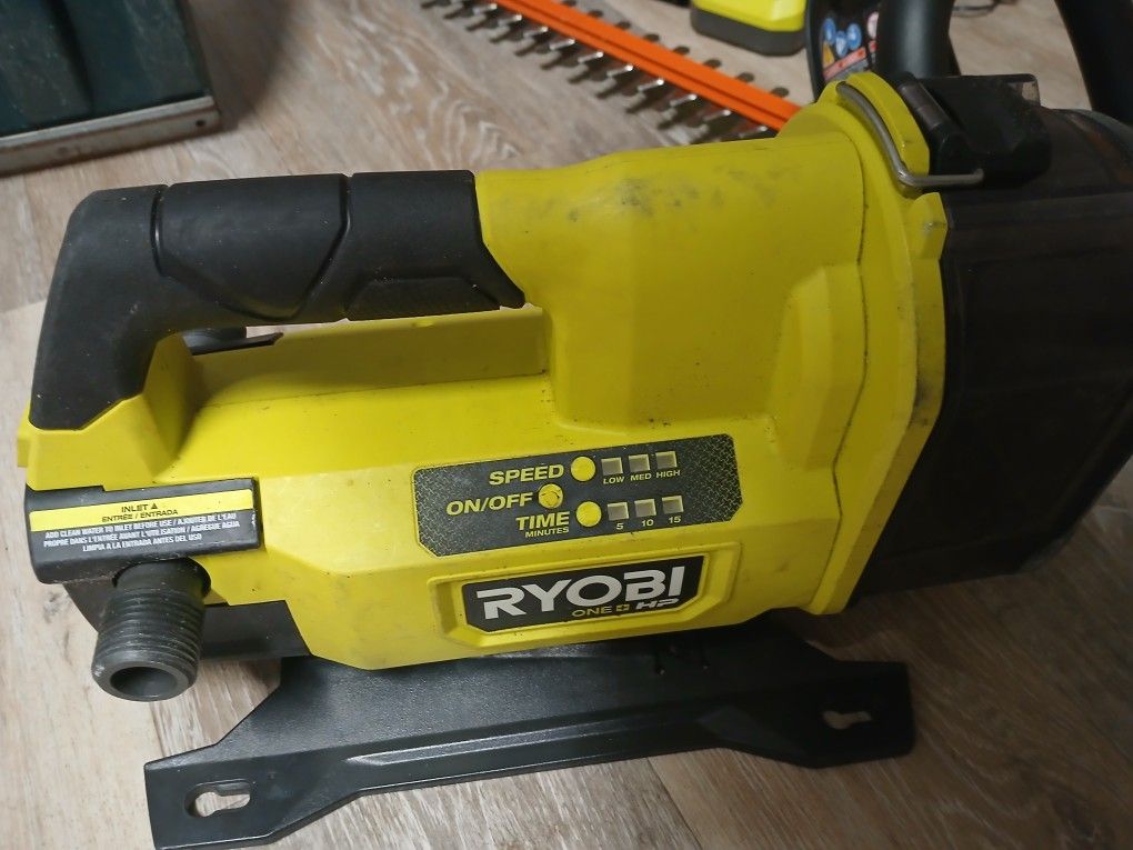 Ryobi Brushless Water Pump 