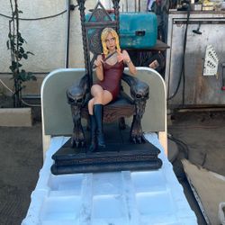 Buffy The White Girl Slayer