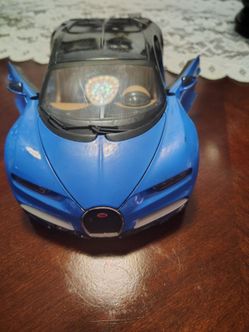 2016 Bugatti Chiron Model Car