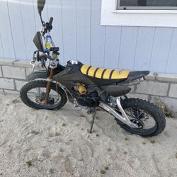 Dirtbike