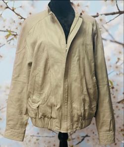 GORGEOUS CREAM COLONNA JACKET, LIMITED EDITION, MADE IN ITALY  SIZE:M.