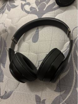 Beats Solo 4