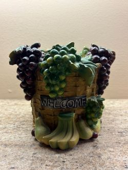 Home Decor Resin Fruit Basket Welcome Figurine Holder