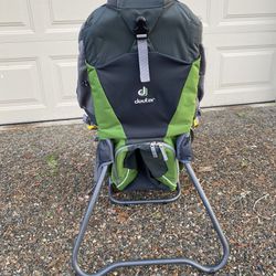 Deuter Kid Hiking Backpack (green)