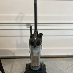 Bosses Upright Vacuum
