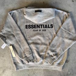 🔥 FEAR OF GOD ESSENTIALS HOODIE – LIGHT OATMEAL – SIZE M (NEW)