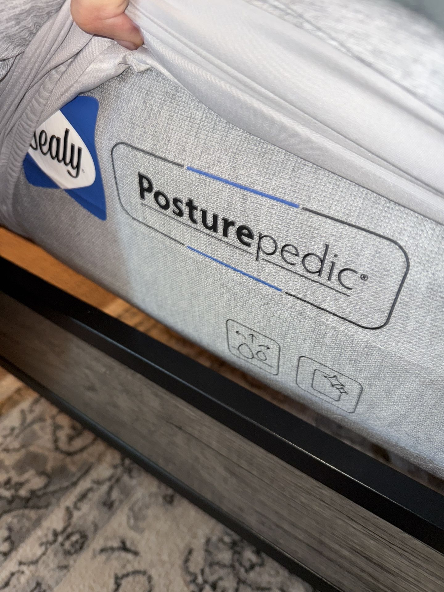 Mattress- Frame- End Tables- Lamps 