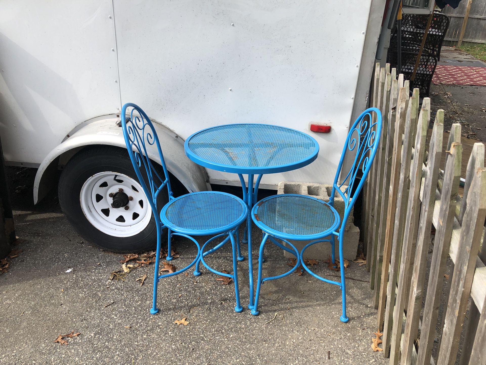 Animal Cage /blue Table Set