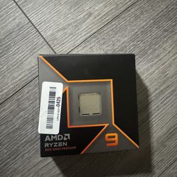 AMD - Ruzen 9 9950X