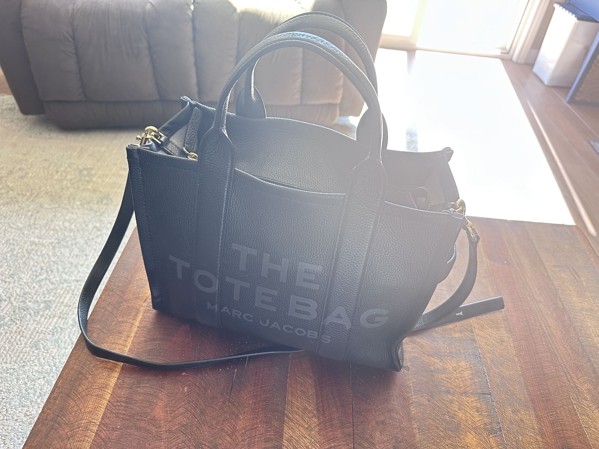 Medium Marc Jacobs The Tote Bag, Black