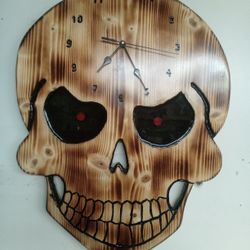 Wood Skull Clock
