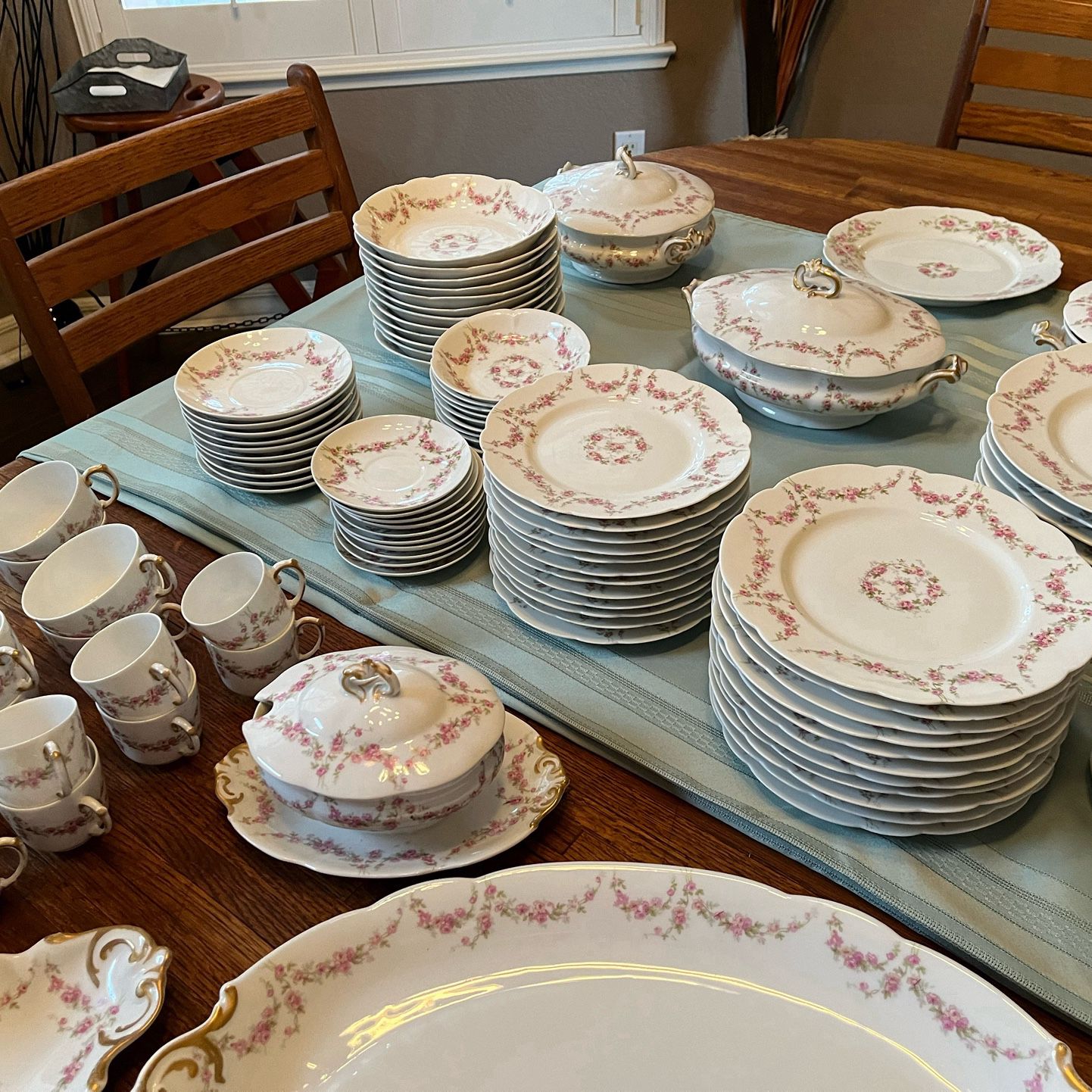 Favorite Pattern Of Limoge China!  121 PIECES!