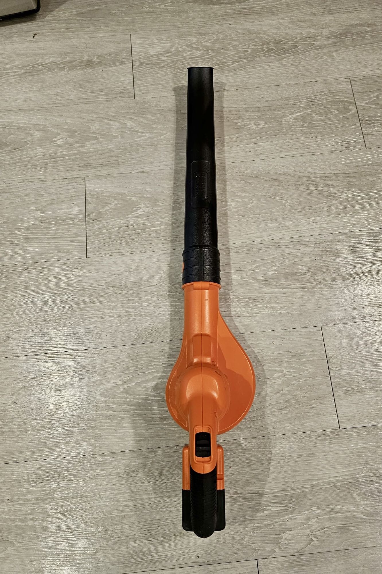 BLACK+DECKER 40V MAX* Cordless Sweeper
