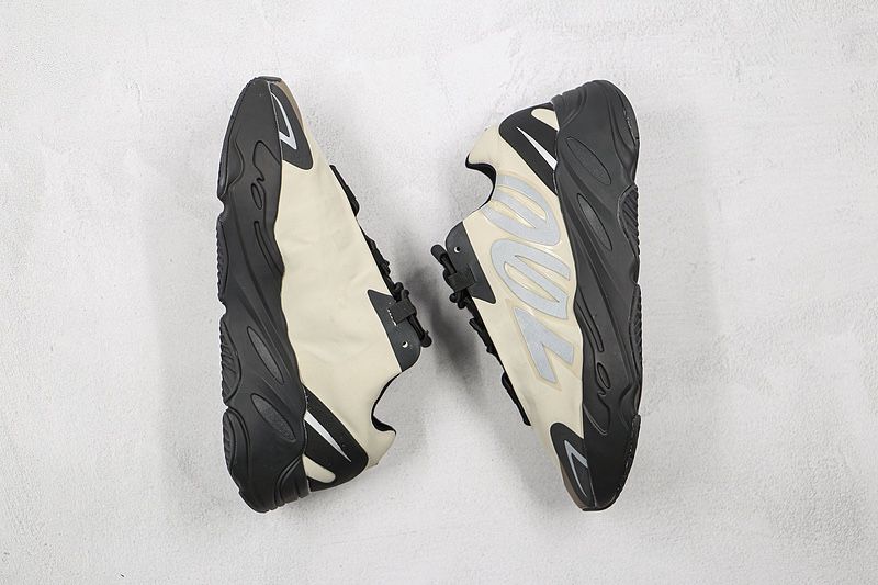 Adidas Yeezy Boost 700 MNVN