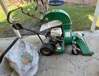 Billy Goat Gas-Powered Lawn Vacuum