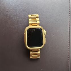 Apple Watch SE (3rd Gen) – Great Condition + Extras 🔥