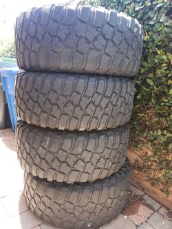 BFG Mud terrain 285 70 R17