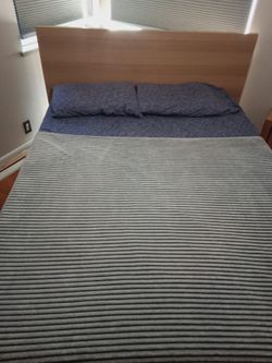 queen size bed
