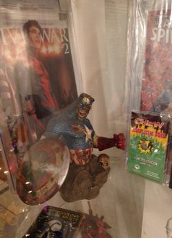 Colonel America zombie statue