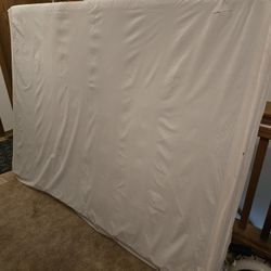 FREE LIKE NEW Queen Size Box Spring