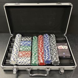 NEW Poker Set in Aluminum Carry Case. Poker Chips