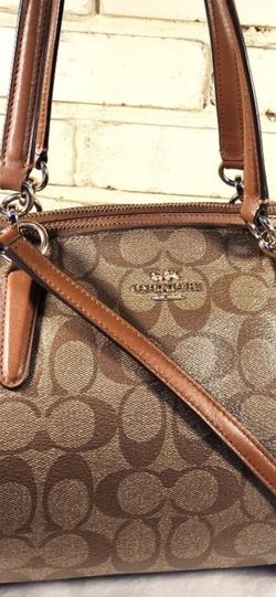 COACH PURSE IN VERY GOOD CONDITION BROWN LEATHER WITH GOLD TRIM SHOULDER PURSE WITH DETACHABLE STRAP / HANDBAG.