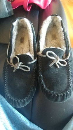 Women's ugg slippers