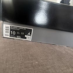 Air Jordan 11 Retro Low 