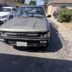 1989 Toyota Pick-Up