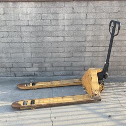 Pallet jack