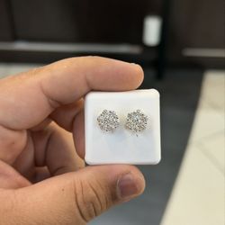 10k Gold Lab Grown Studs 2.00ct