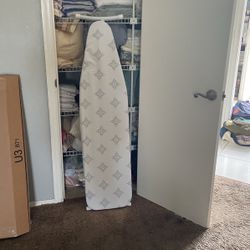 Ironing Table 