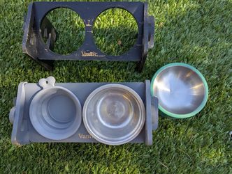 Pet Dishes And Stand 
